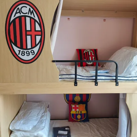 Seven Youth Hostel