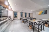 โรงแรมไป่หว่าน - พร้อมอาหารเช้า