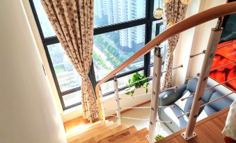 Leju Homestay (Longhu Tianjie Branch)