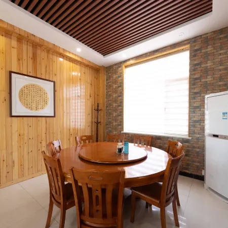 Elong Me Anlai Hotel (Zhangye Linze Danxia Avenue)