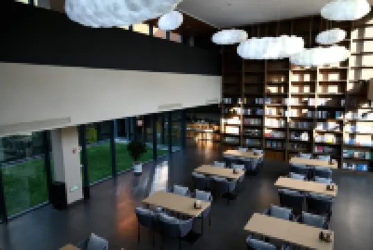 又見山·黑裏河森林リゾート民宿