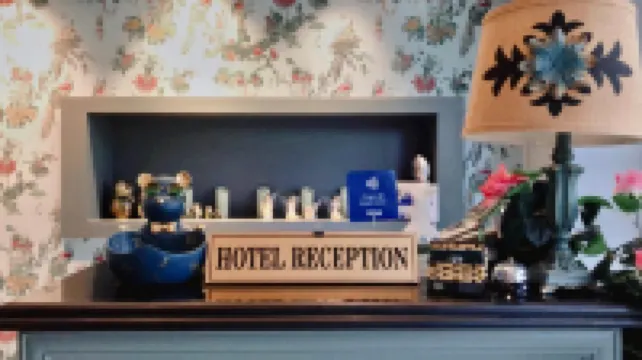 斯特拉精品飯店 Cửa Hàng Tạp Hóa Bảy Thiện附近的飯店