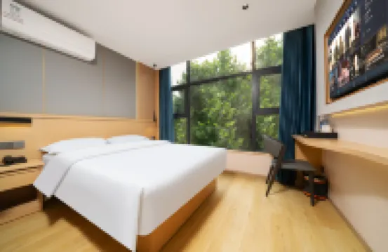 Daiding Select Hotel (Hubu Lane Yellow Crane Tower) Hotels in 