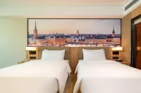 Vienna Hotel (Daojiao Store) Hotels near Huasheng Company Shopping Plaza