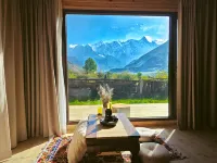 Kangsang Taolin Xueshan Tibetan Chalet Hotel di Mainling