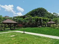 Jinyaofeng Resort Hotels in Liannan