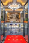 Puningboer Man Light Luxury Apartment