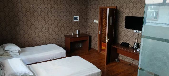 Daziran Bathhouse Accommodation Hotels in Fujin