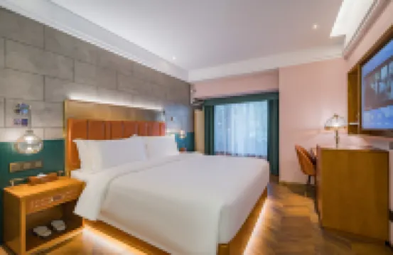 James Joyce Coffetel (Beijing West Station Military Museum Branch) Hotels near The People's Public Security University of China (Muxidi Campus)