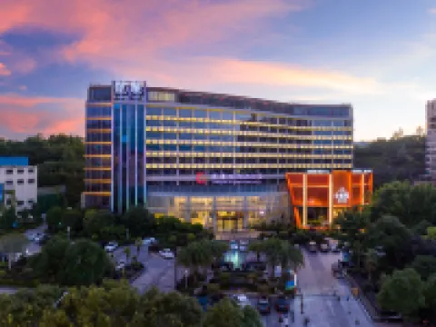 Long Teng International Hotel Hotels in Rucheng