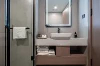 Shengting Wisdom Hotel (Dali high-speed rail station Erhai park branch) - 3 Yıldız