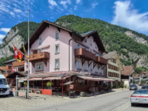 ホテル ロッスリ インターラーケンのホテル