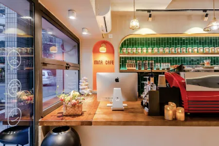 Mio Mi Homestay (Qingdao May Fourth Square MixC Branch) Отели рядом с достопримечательностью «Qingdao No. 1 Bathing Beach»