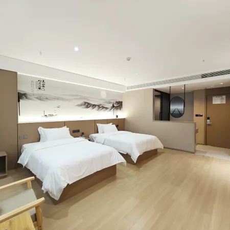 tongluoguan hotel