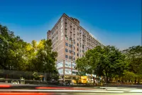 Rezen Select Hotel (Guangzhou Pazhou Exhibition Center Financial City)