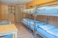 Engelberg Youth Hostel Hotels in 