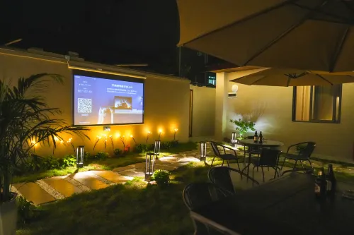 Yihou Courtyard Homestay