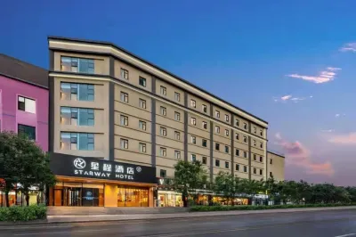 Starway Hotel (Taiyuan Kangning Street Subway Station) Hotels in Taiyuan