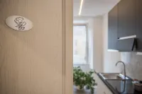 Smart Room Luxury Rooms with shared kitchen Online check-in