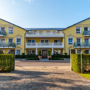 Strandresidenzen Binz Hotels near Ostseebad Binz