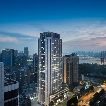 Atour Hotel Wuhan Yellow Crane Tower Shouyi Plaza Отели рядом с достопримечательностью «Башня желтого журавля»