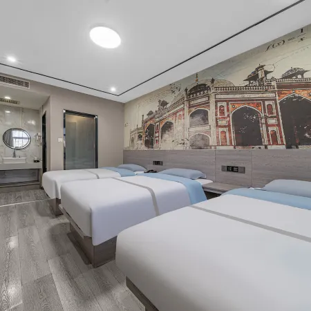 City 118 hotel chain (Dali Bus Station)