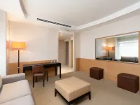 Precise House Mantegna Roma Hotels near Testaccio