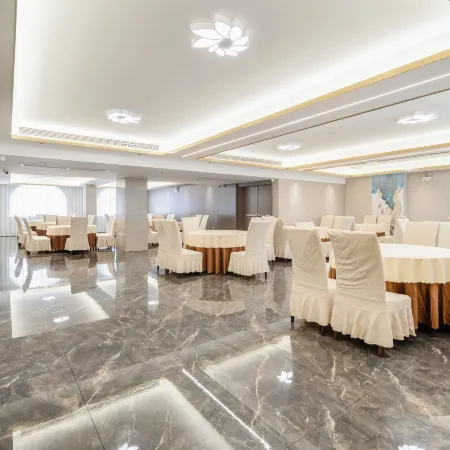 Starway Hotel (Dongxing Port)