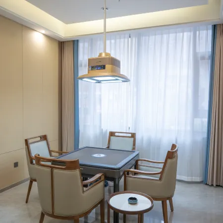 Lang Ting Hotel