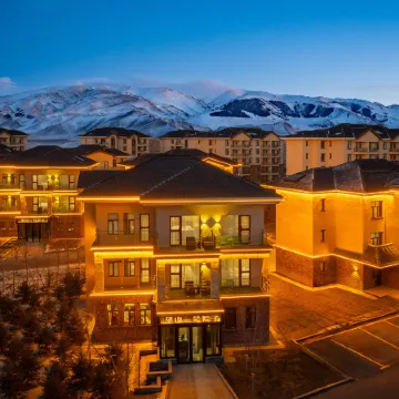 Sailim Lake View Mountain No. 1 Courtyard