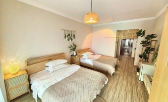 Ou Wei·Xinghai Secret Realm B&B (Yangxi Shapawan Rongsheng Yuhaiwan Store)