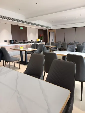 XIN YA DUO HOTEL Отели в г. Юнфу