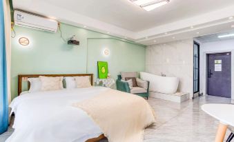 Shiguang Projection Hotel-style Apartment (Ouya Xinshenghuo)