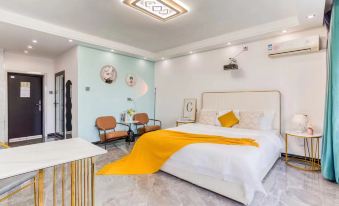 Shiguang Projection Hotel-style Apartment (Ouya Xinshenghuo)