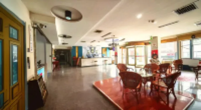 창위안 중저우 비즈니스 호텔