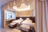 Hotel Springs Makuhari Premier