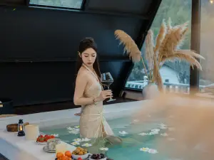 Qixili · Surround Mountain Stream · Designer Villa (Jing Moon Bay Scenic Area)