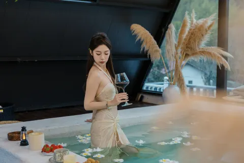 棲溪裡·Surround山野溯溪·設計師美墅（涇縣月亮灣風景區店）