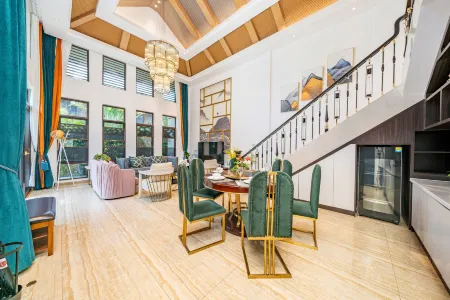 Floral Hotel · Yunshang Hotel (Lingshui Ocean Happy World) Отели рядом с достопримечательностью «Nanwan Monkey Islet»