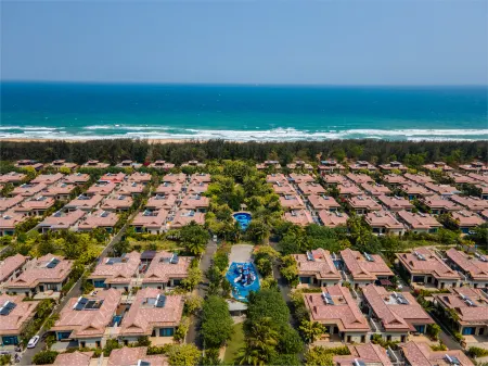 Floral Hotel · Yunshang Hotel (Lingshui Ocean Happy World) Отели рядом с достопримечательностью «Nanwan Monkey Islet»