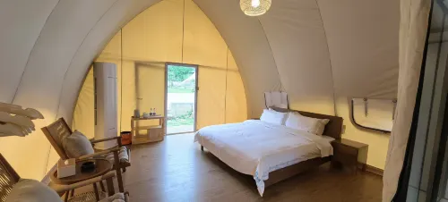 Huizhou Nankun Mountain Mountain Stream Lodge