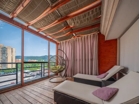 Hengdian Maitian Manju Hotel Отели рядом с достопримечательностью «Ming and Qing Dwellings Expo City»