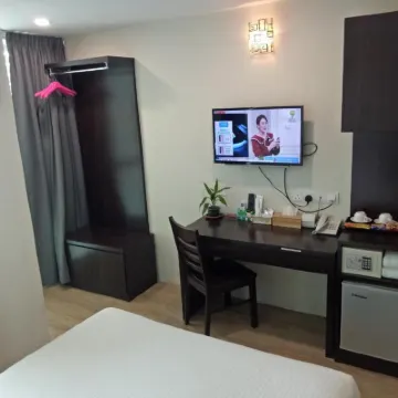 7 Hotel Hotels near masjid jamek batu kawan
