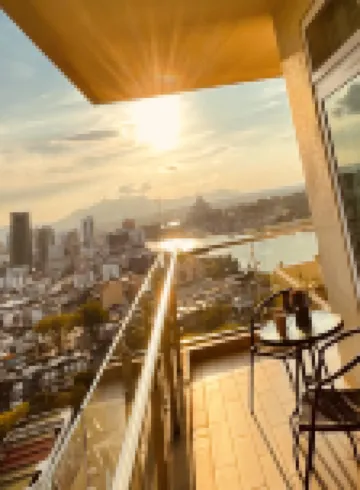 Kuching City Center Riverine Apartment With Balcony & City Views