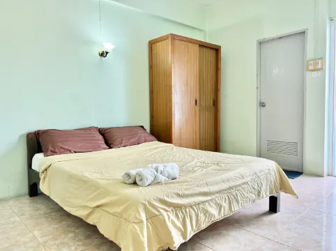 ห้องสแตนดาร์ด เตียงใหญ่ 1 เตียง