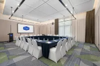 Hampton by Hilton Leshan Railway Station