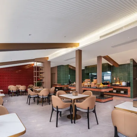 Xingye International Hotel (Yiwu International Trade City) Отели рядом с достопримечательностью «Рынок Binwang»