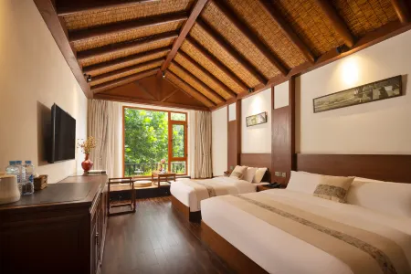 Floral Hotel· Jin lived really view tao Y E Hotel Отели в г. Цзиндечжэнь