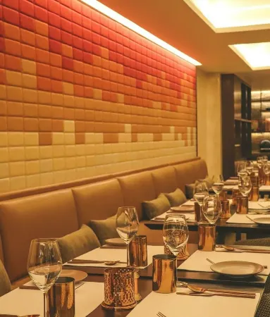 Hotel Yak & Yeti Отели рядом с достопримечательностью «City Motorbike»