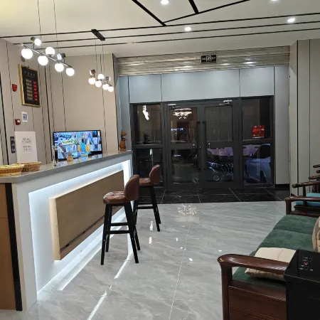 Yunduan Xiaochengju Business Hotel